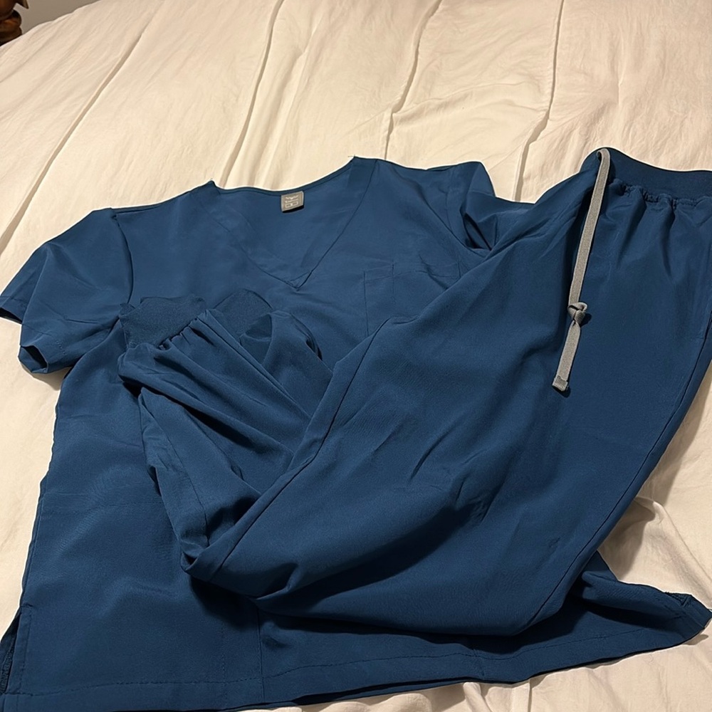 Blue scrubs size small